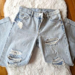 &Denim light wash destroyed jeans size 2